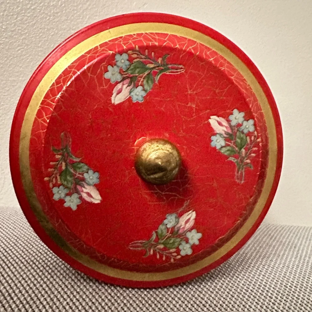 Decorative‎ Embossed Gold Roses Red Candy Tin Vintage Made in Western Germany